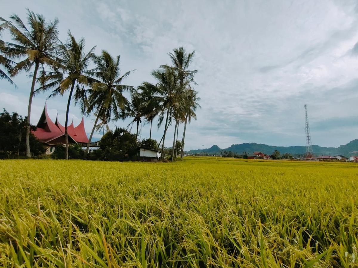 Rumah Gadang Tokama, Simarasok Baso Exterior foto
